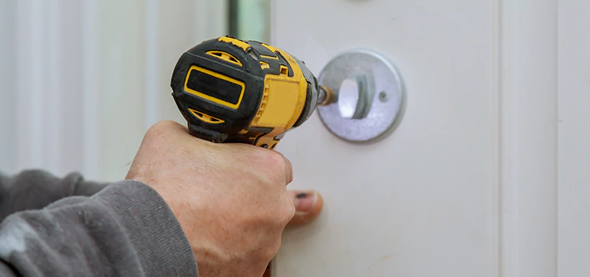Street Locksmith For Smart Lock Repair in Windsor, CA