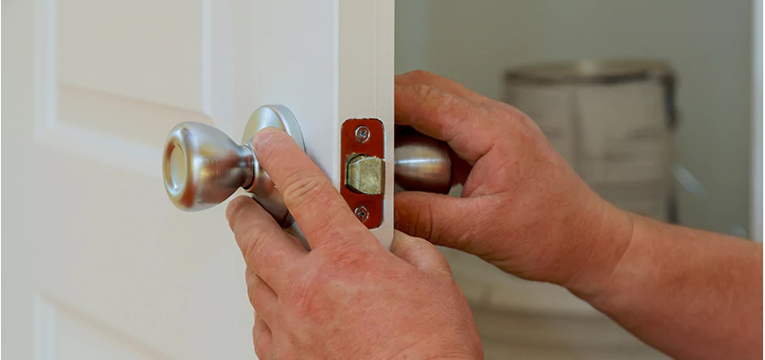 AAA Locksmiths For lock Replacement in Windsor, California